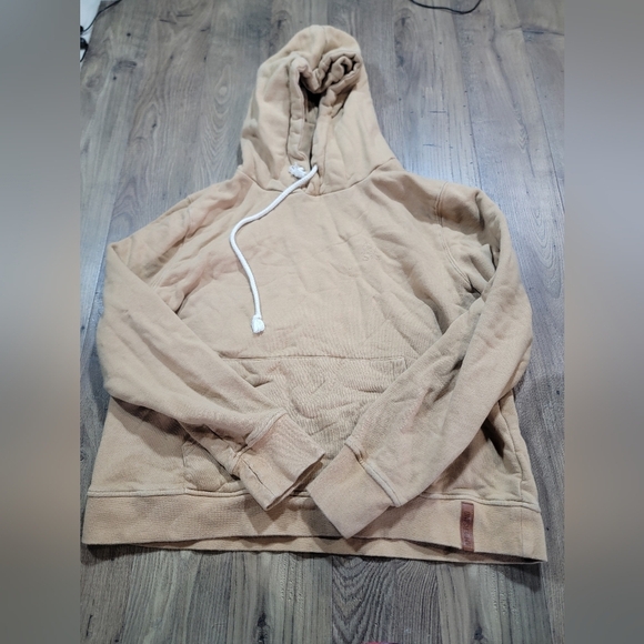 AMPERSAND AVE Tops - Ampersand Original & hoody size XL